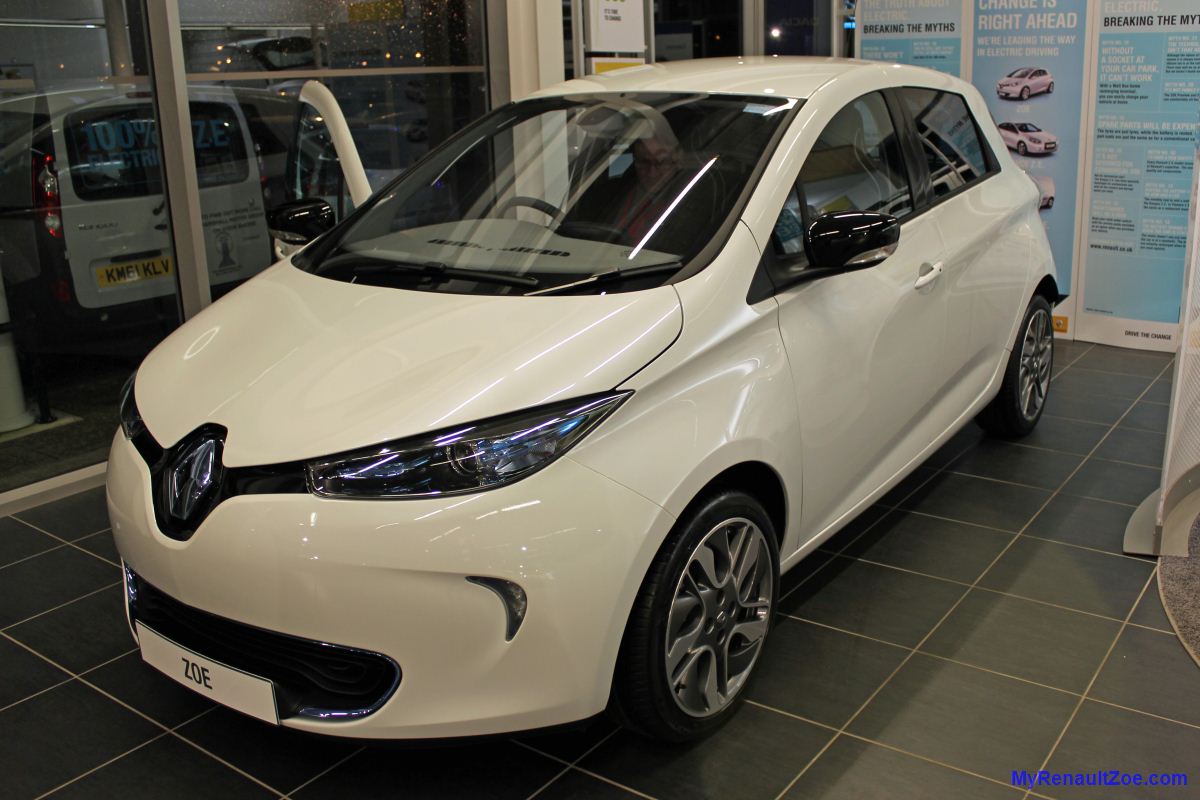 Zoe at VIP Event Zoe at VIP Event