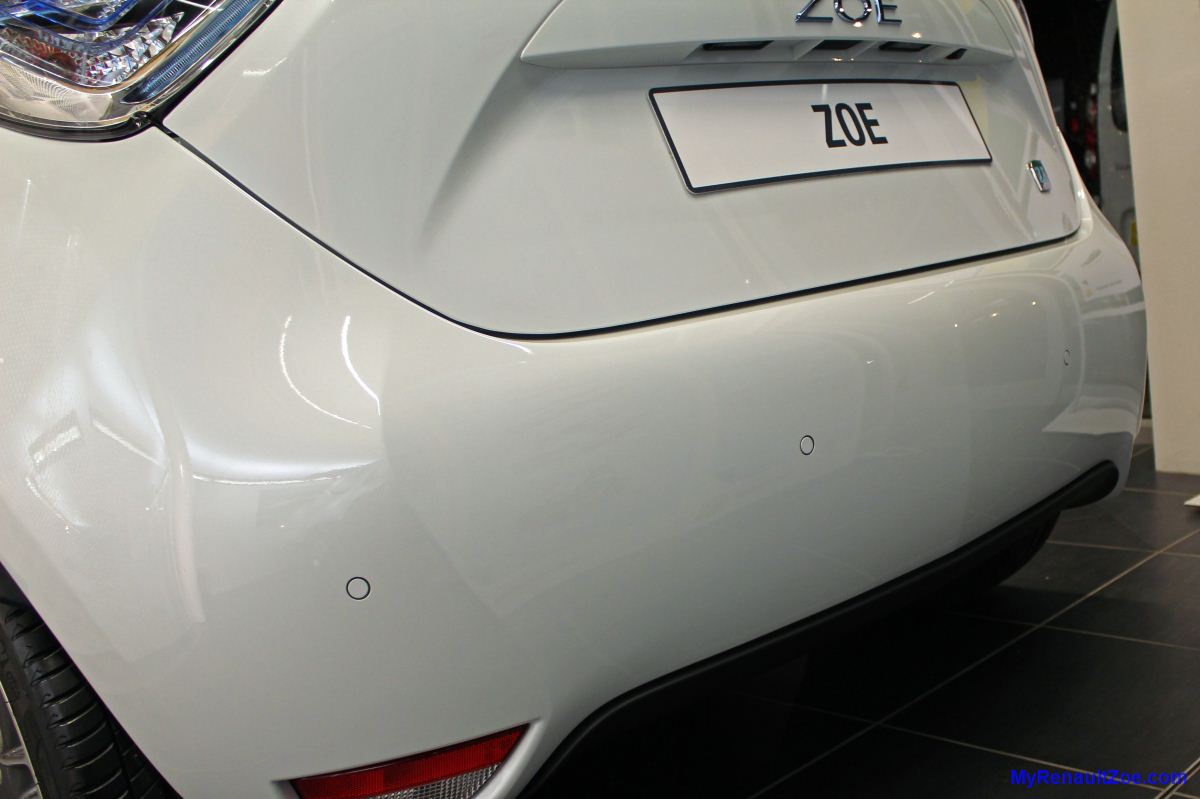 Rear Parking Sensors - just visible in bumper (Image: T. Larkum) Rear Parking Sensors - just visible in bumper (Image: T. Larkum)