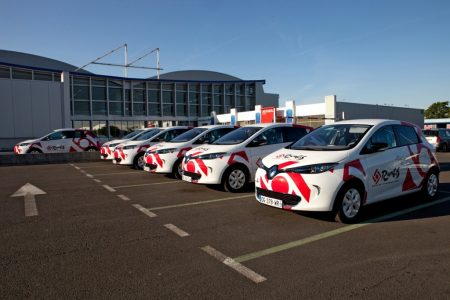 SEMMARIS inaugurates its new fleet of Renault ZOE electric vehicles (Image: Renault)
