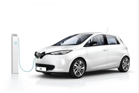 Renault ZOE electric wall-box deal stays fully charged (Image: Renault)